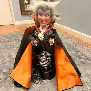 Vintage Halloween Little People, Vampire  Dracula by Rennoc